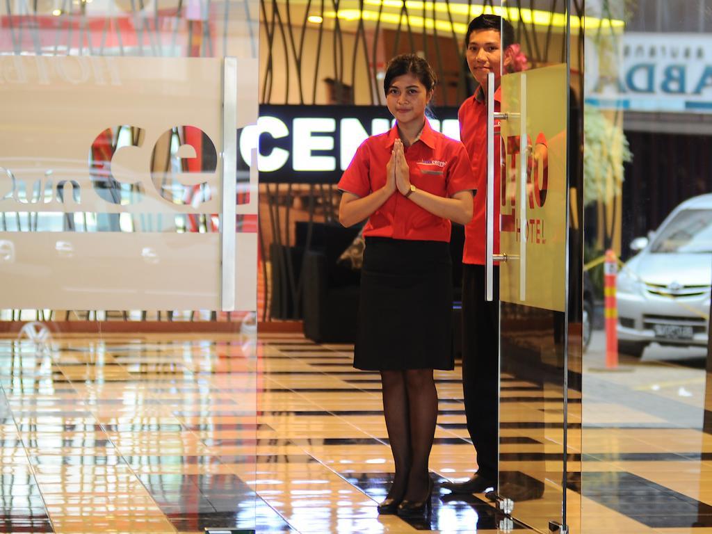 Quin Centro Hotel Palembang Bagian luar foto