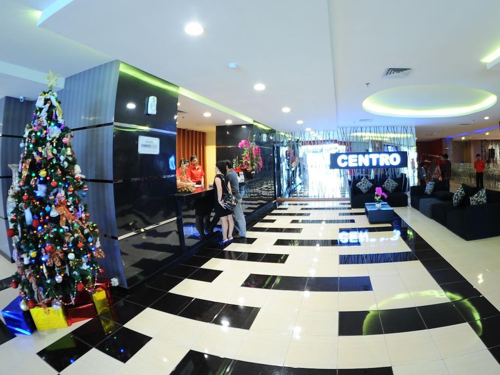 Quin Centro Hotel Palembang Bagian luar foto